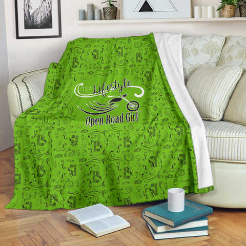 GREEN Open Road Girl Scatter Regular Design